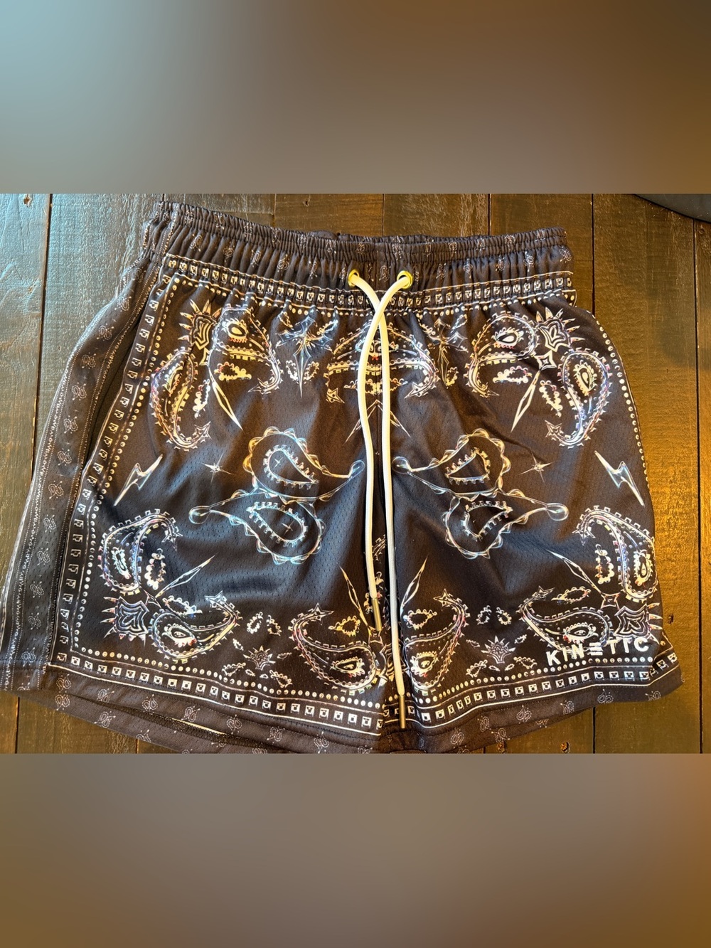 Kinetic Kings Chrome Bandana Fundamental Shorts Men’s XS